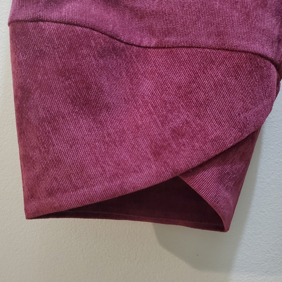 Pants - Picture 4 of 6